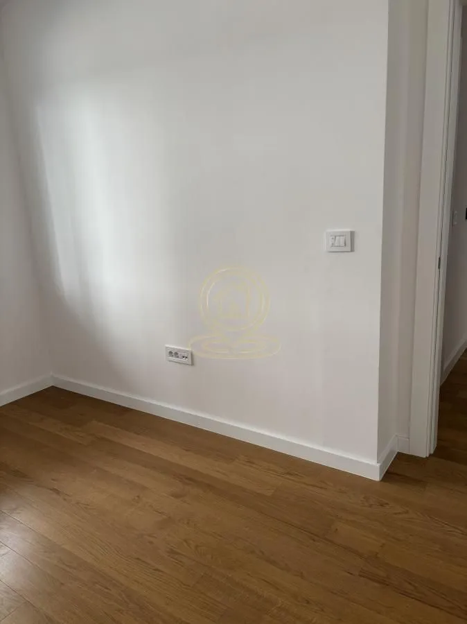 Izdavanje, dvosoban stan, 46m², Adamovićevo Naselje, Novi Sad Sve Podlokacije
