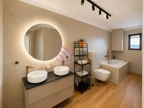 Rent, house, 256m², Masline, Podgorica - image 18