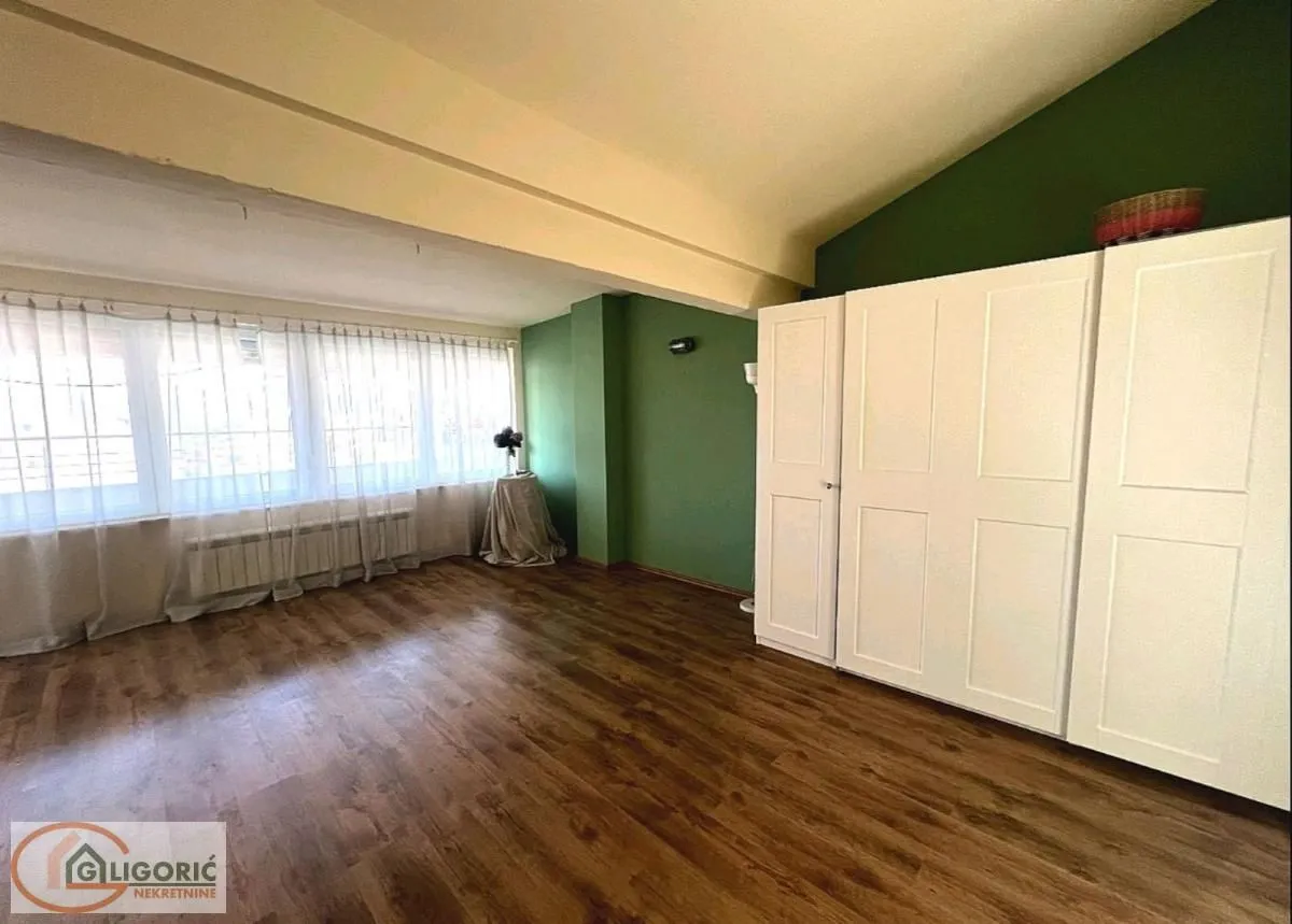 Sale, four bedroom apartment, 112m², Lekino Brdo, Voždovac Sve Podlokacije