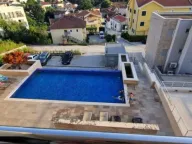 Rent, two bedroom apartment, 90m², Tivat, Crna Gora - image 11