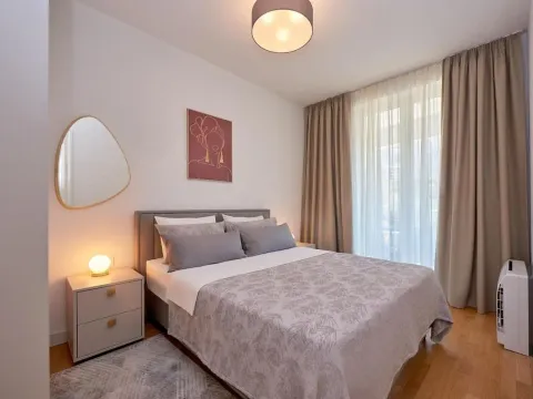 Rent, one bedroom apartment, 51m², Bečići, Budva - image 10