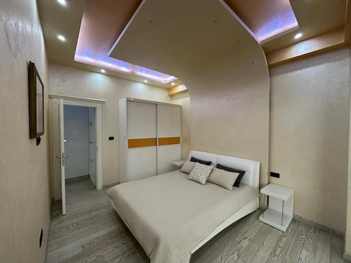 Prodaja, dvosoban stan, 162m², Budva, Crna Gora