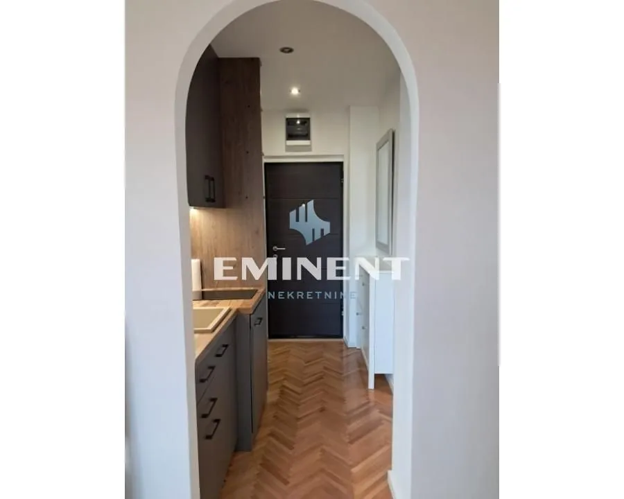 Rent, one bedroom apartment, 25m², Stari Grad, Beograd