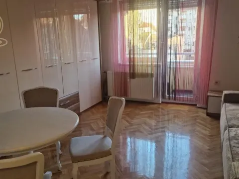 Rent, studio apartment, 26m², Grbavica, Novi Sad Sve Podlokacije - image 2