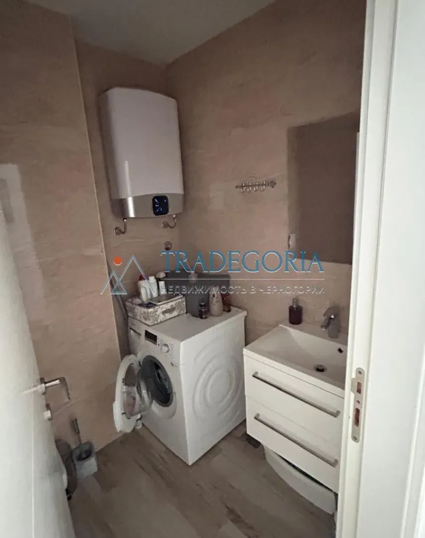 Prodaja, dvosoban stan, 83m², Dobra Voda, Bar