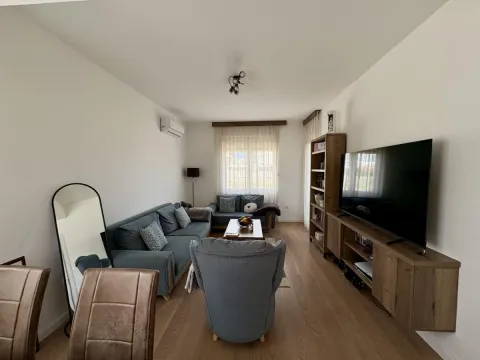 Izdavanje, stan, 46m², Zabjelo, Podgorica - image 1