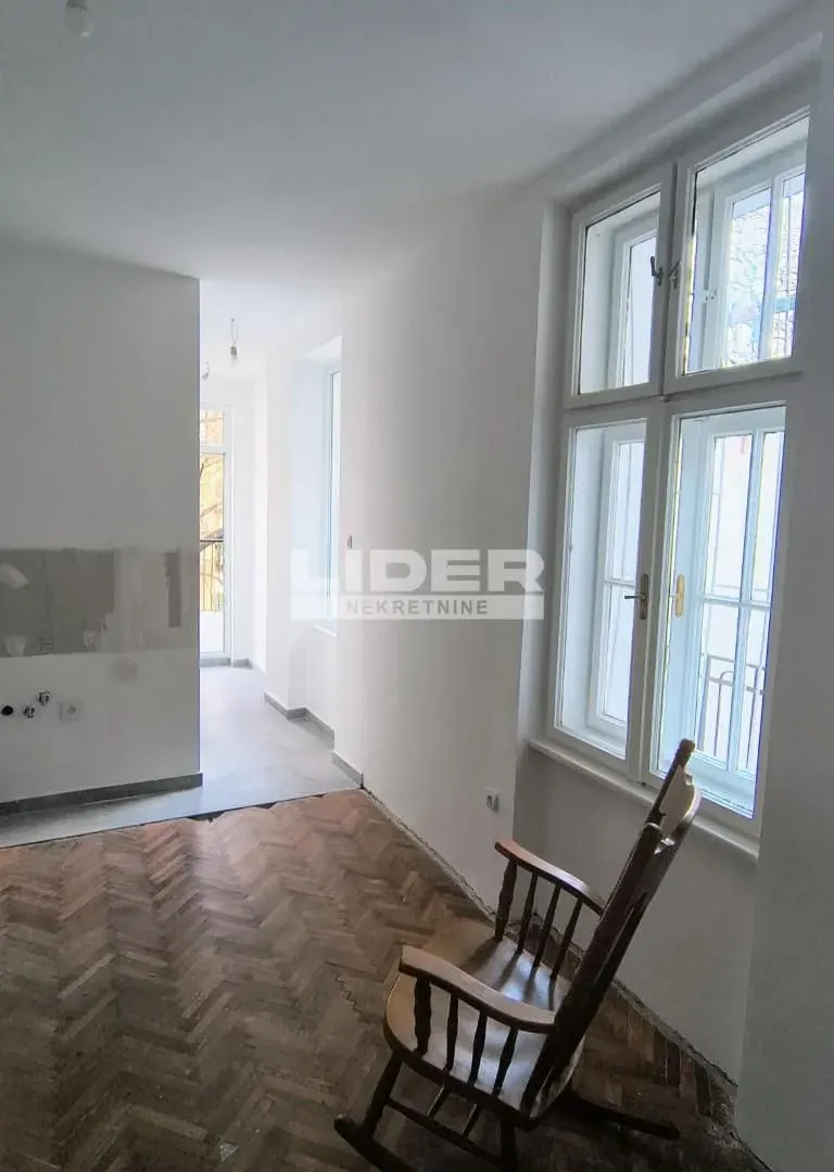 Sale, two bedroom apartment, 87m², Stari Grad, Beograd