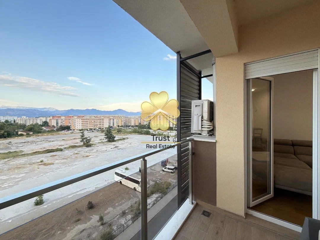 Izdavanje, jednosoban stan, 50m², New City, Podgorica