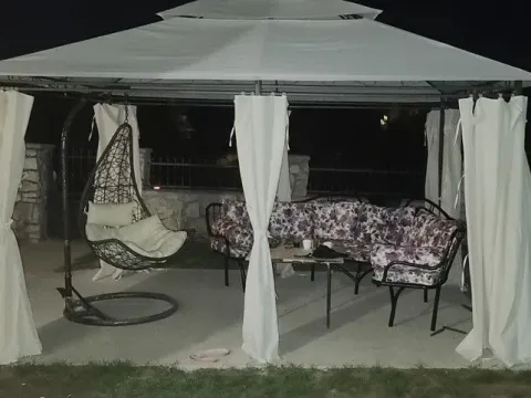 Izdavanje, kuća, 100m², Ostalo, Podgorica - image 23