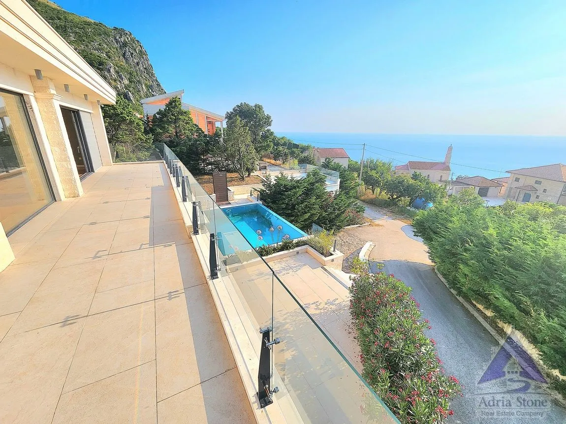 Sale, house, 304m², Blizikuće, Budva