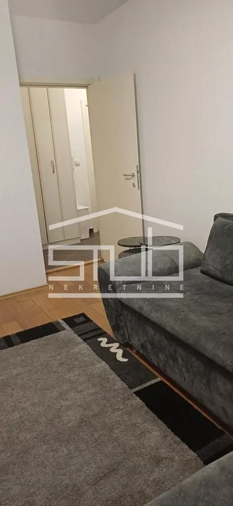 Izdavanje, jednosoban stan, 32m², Karaburma, Palilula Sve Podlokacije