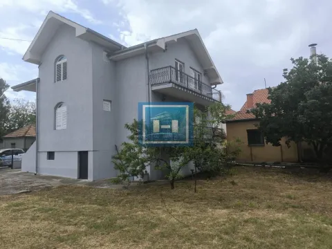 Prodaja, kuća, 171m², Ćuprija, Srbija - image 16