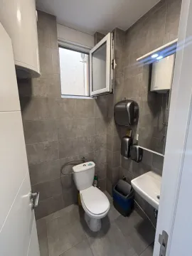 Izdavanje, stan, 118m², Đeram Pijaca, Beograd - image 13
