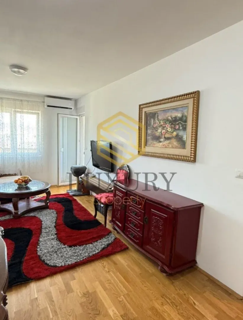Rent, two bedroom apartment, 65m², Stari Aerodrom, Podgorica