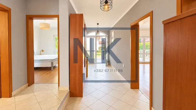 Rent, house, 200m², Donja Gorica, Podgorica