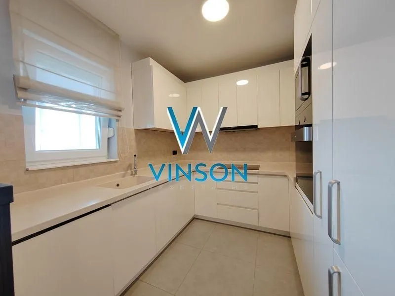 Izdavanje, četvorosoban stan, 114m², Nova Detelinara, Novi Sad Sve Podlokacije