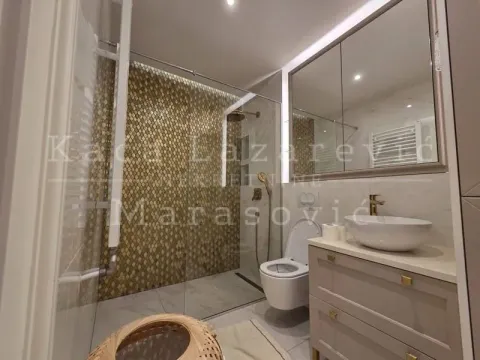 Rent, two bedroom apartment, 53m², Kalenić Pijaca, Vračar Sve Podlokacije - image 8