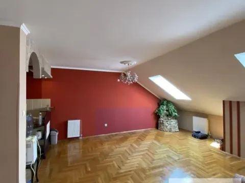 Sale, three bedroom apartment, 100m², Betanija, Novi Sad Sve Podlokacije - image 2