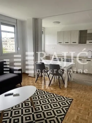 Izdavanje, trosoban stan, 60m², Novi Beograd Blok 1 Fontana, Novi Beograd Sve Podlokacije