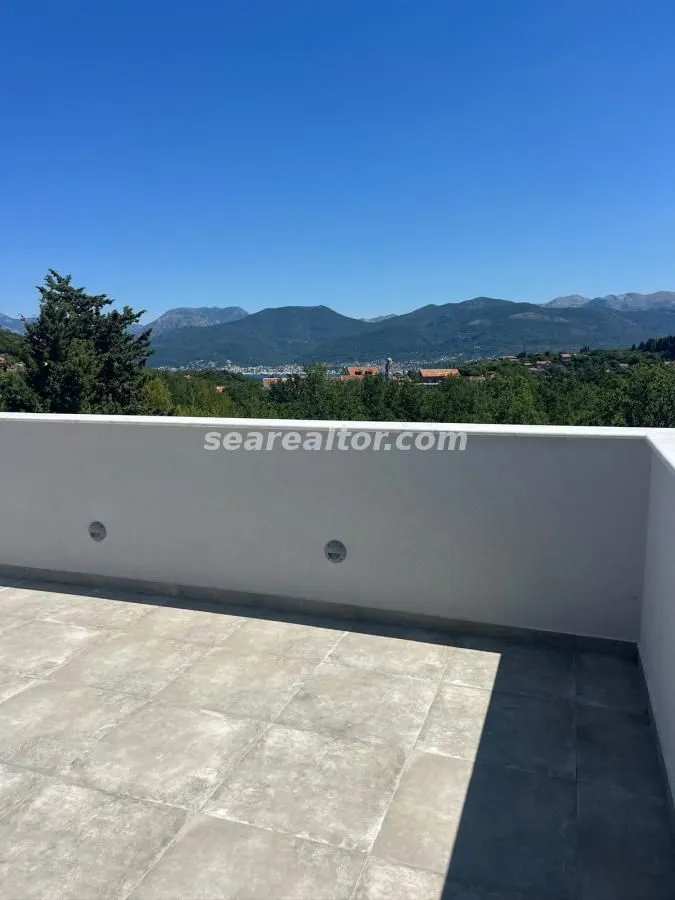 Prodaja, dvosoban stan, 147m², Radovići, Tivat