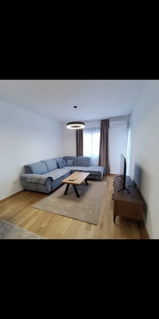 Izdavanje, jednosoban stan, 45m², City Kvart, Podgorica