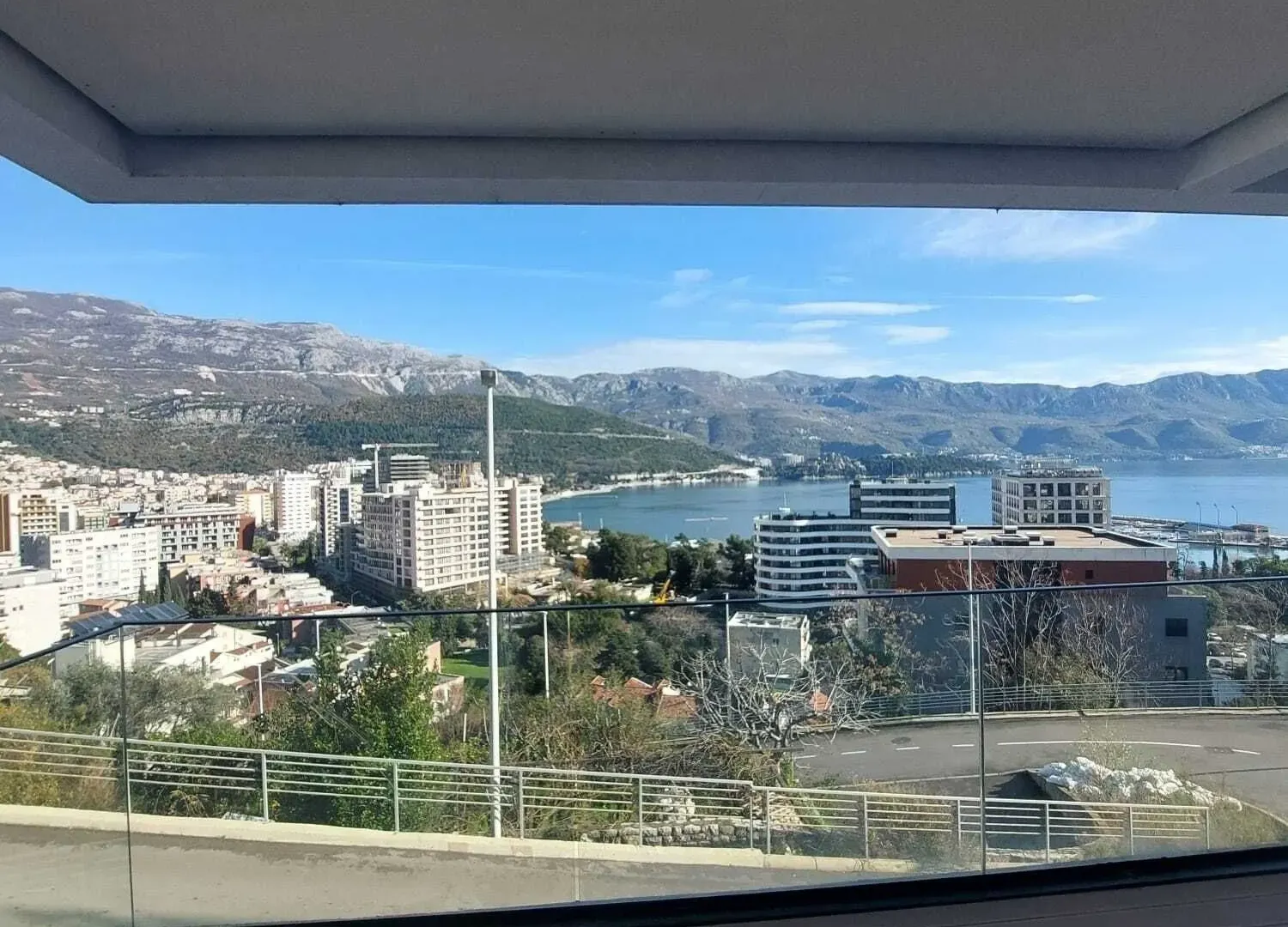 Prodaja, stan, 65m², Komoševina, Budva