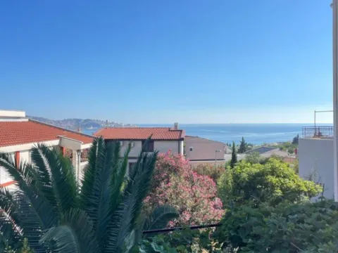 Sale, house, 200m², Šušanj, Bar