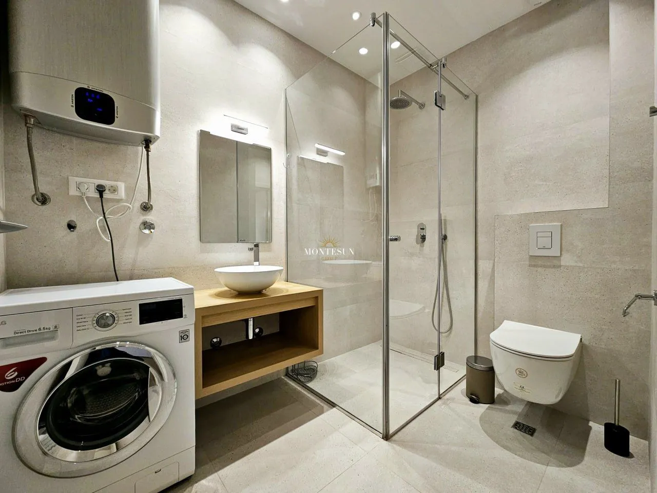 Rent, two bedroom apartment, 70m², Centar, Budva