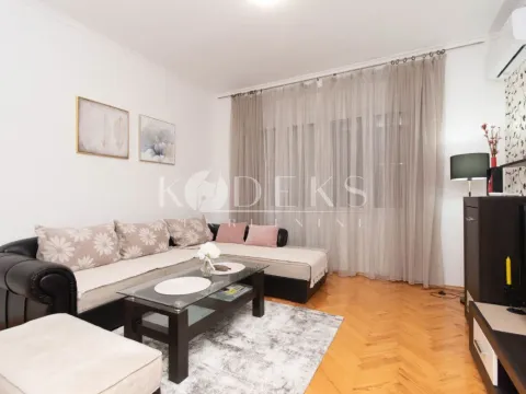 Prodaja, dvosoban stan, 92m², Centar, Podgorica - image 2