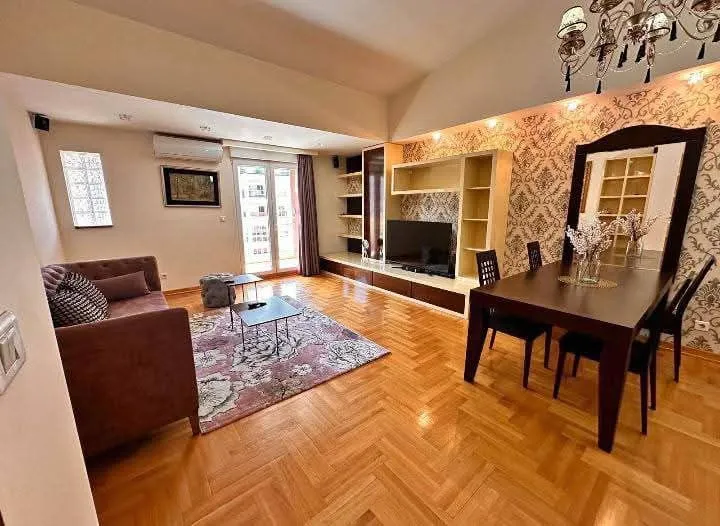Prodaja, dvosoban stan, 92m², City Kvart, Podgorica