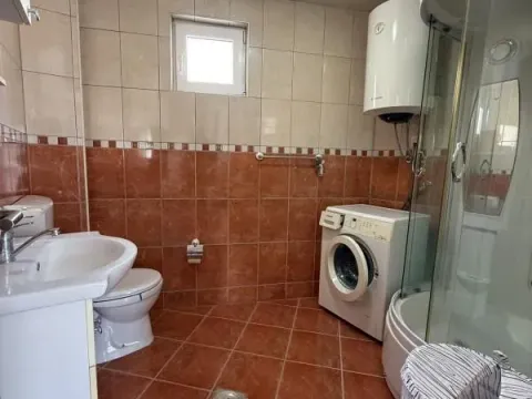 Sale, two bedroom apartment, 69m², Bečići, Budva - image 11