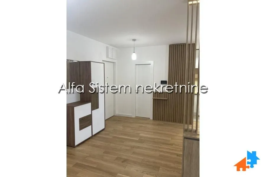 Rent, two bedroom apartment, 52m², Južni Bulevar, Vračar Sve Podlokacije