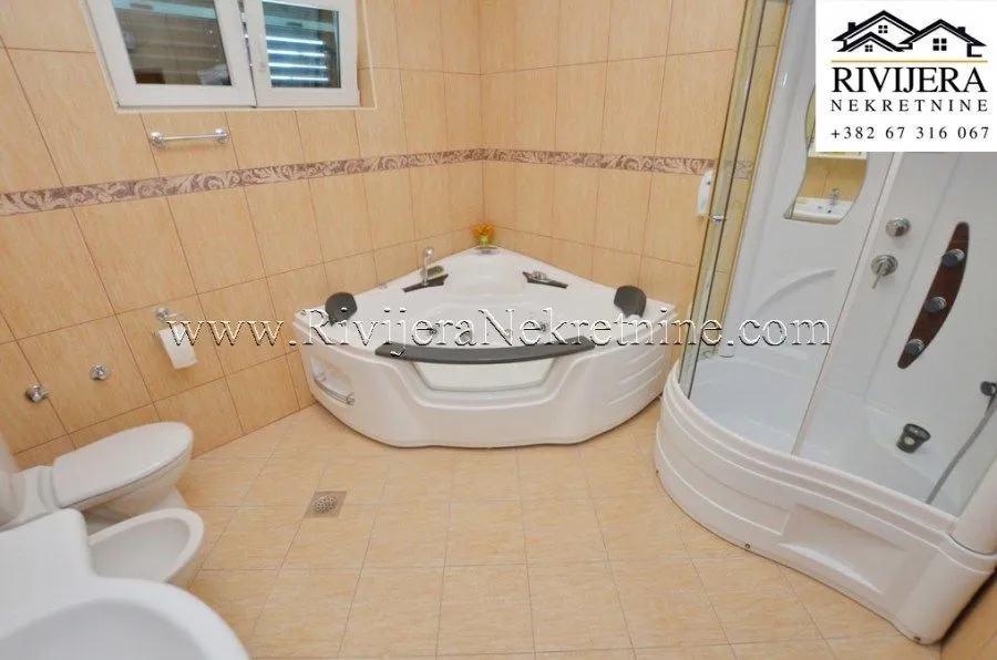 Prodaja, kuća, 396m², Baošići, Herceg Novi