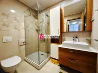 Prodaja, dvosoban stan, 63m², City Kvart, Podgorica - image 6