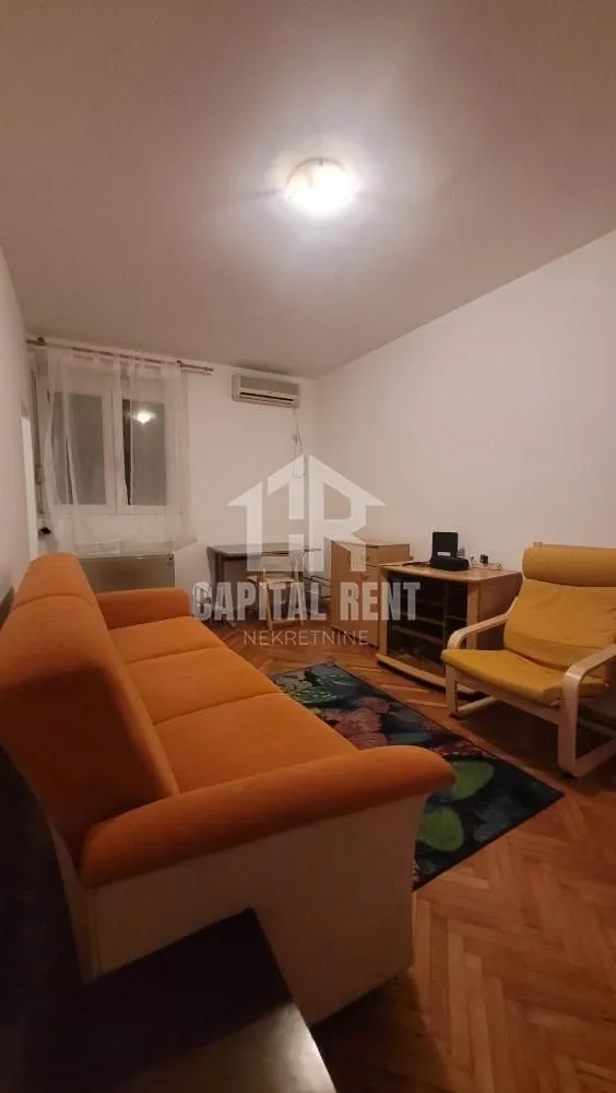 Rent, one bedroom apartment, 37m², Stari Grad, Beograd