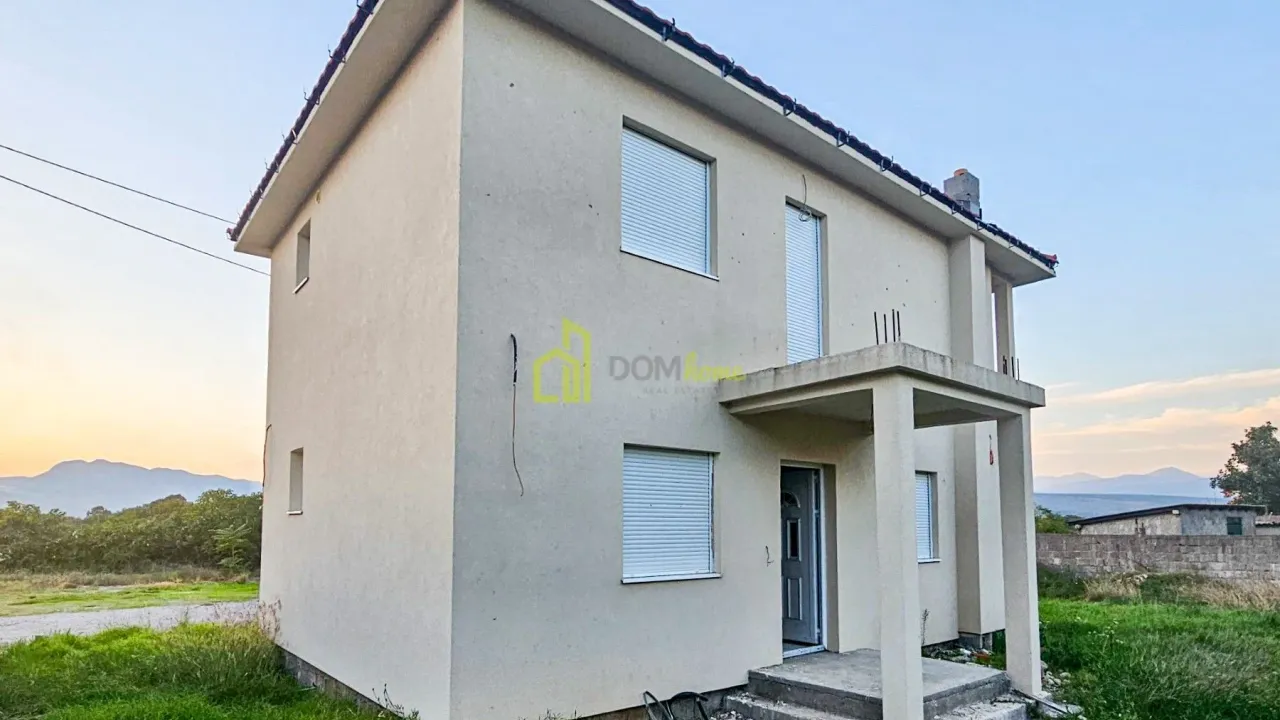 Sale, house, 120m², Dahna, Podgorica