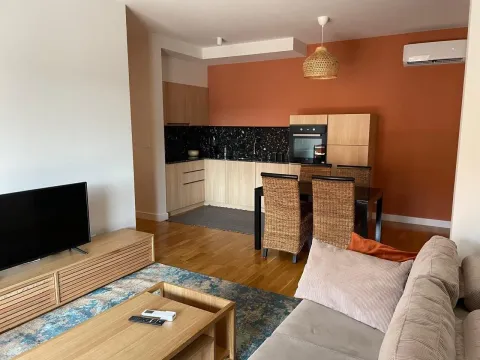 Rent, one bedroom apartment, 70m², Seljanovo, Tivat - image 2