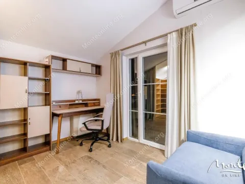 Prodaja, kuća, 198m², Tivat, Crna Gora - image 18