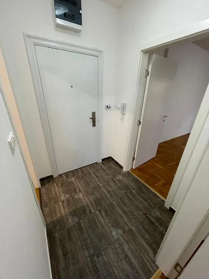 Prodaja, dvosoban stan, 50m², Centar, Novi Sad