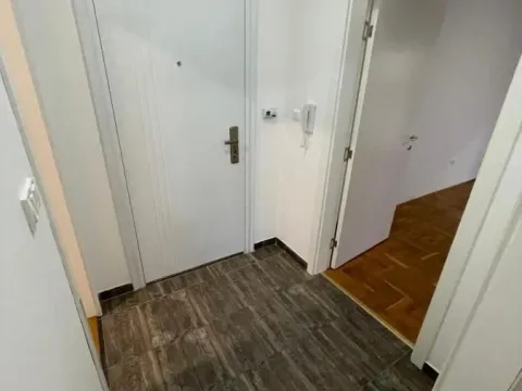 Sale, two bedroom apartment, 50m², Centar, Novi Sad - image 5