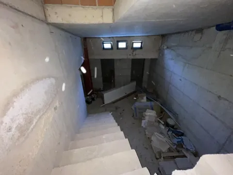 Prodaja, poslovni prostor, 284m², Tivat, Crna Gora - image 3