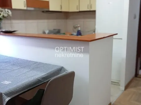 Prodaja, kuća, 54m², Uciteljsko Naselje, Zvezdara Sve Podlokacije - image 3