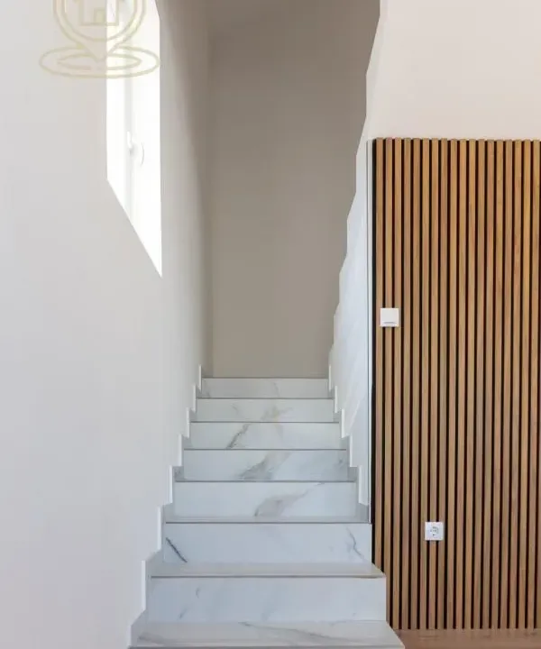 Prodaja, četvorosoban stan, 88m², Banovo Brdo, Beograd