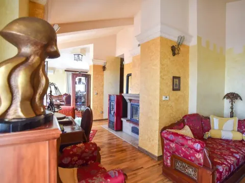 Prodaja, trosoban stan, 179m², Budva, Crna Gora - image 10