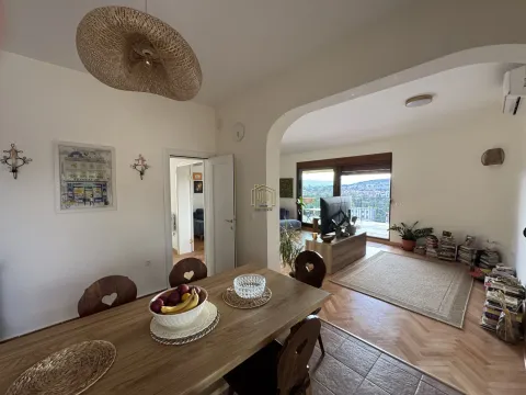 Rent, house, 256m², Masline, Podgorica - image 10