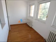 Izdavanje, četvorosoban stan, 130m², Savski Venac, Beograd - image 17