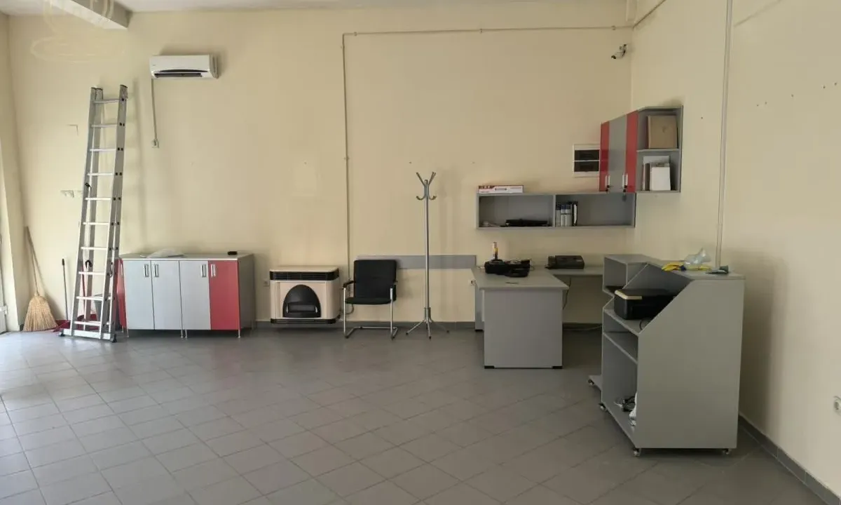 Rent, office space, 56m², Centar, Kragujevac