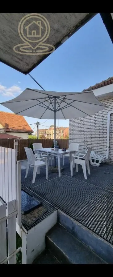 Prodaja, kuća, 400m², Aerodrom, Kragujevac
