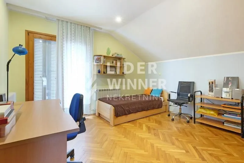 Sale, apartment, 281m², Voždovačka Crkva, Voždovac Sve Podlokacije