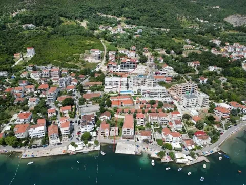 Sale, one bedroom apartment, 50m², Baošići, Herceg Novi - image 2